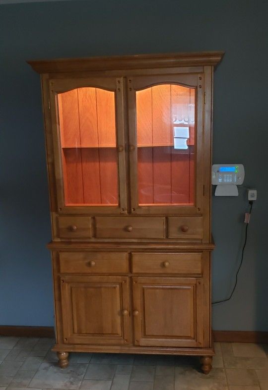 Lighted Hutch / Cabinet Two Piece