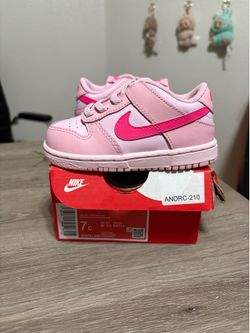 Size 7C (Toddler) - Nike Dunk Low Triple Pink