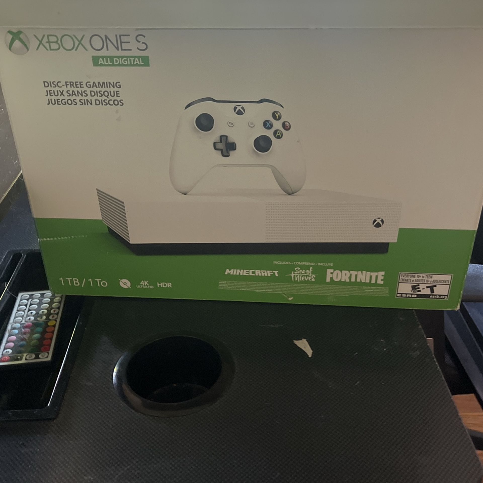 Xbox One S