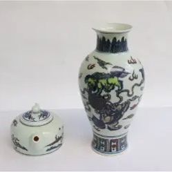 Chinese Wucai Teapot & Vase
