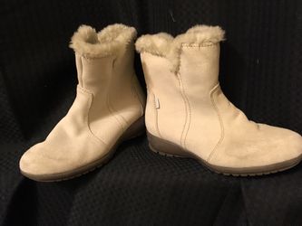 Sporto winter white boots 6.5