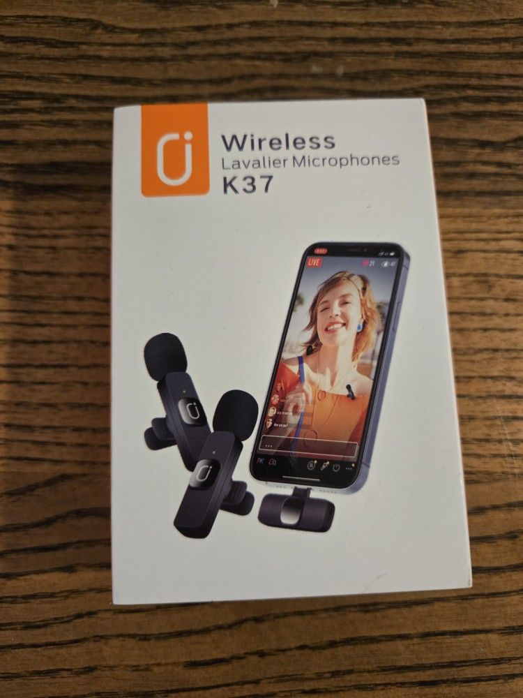 Pair Of Wireless Lavelier Microphones