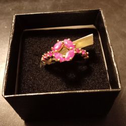 14K Yellow Gold Plated 1.47 Carat Genuine Ruby .925 Sterling Silver Ring

 Size 7  $200 Obo