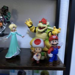 The super Mario Galaxy movie toys