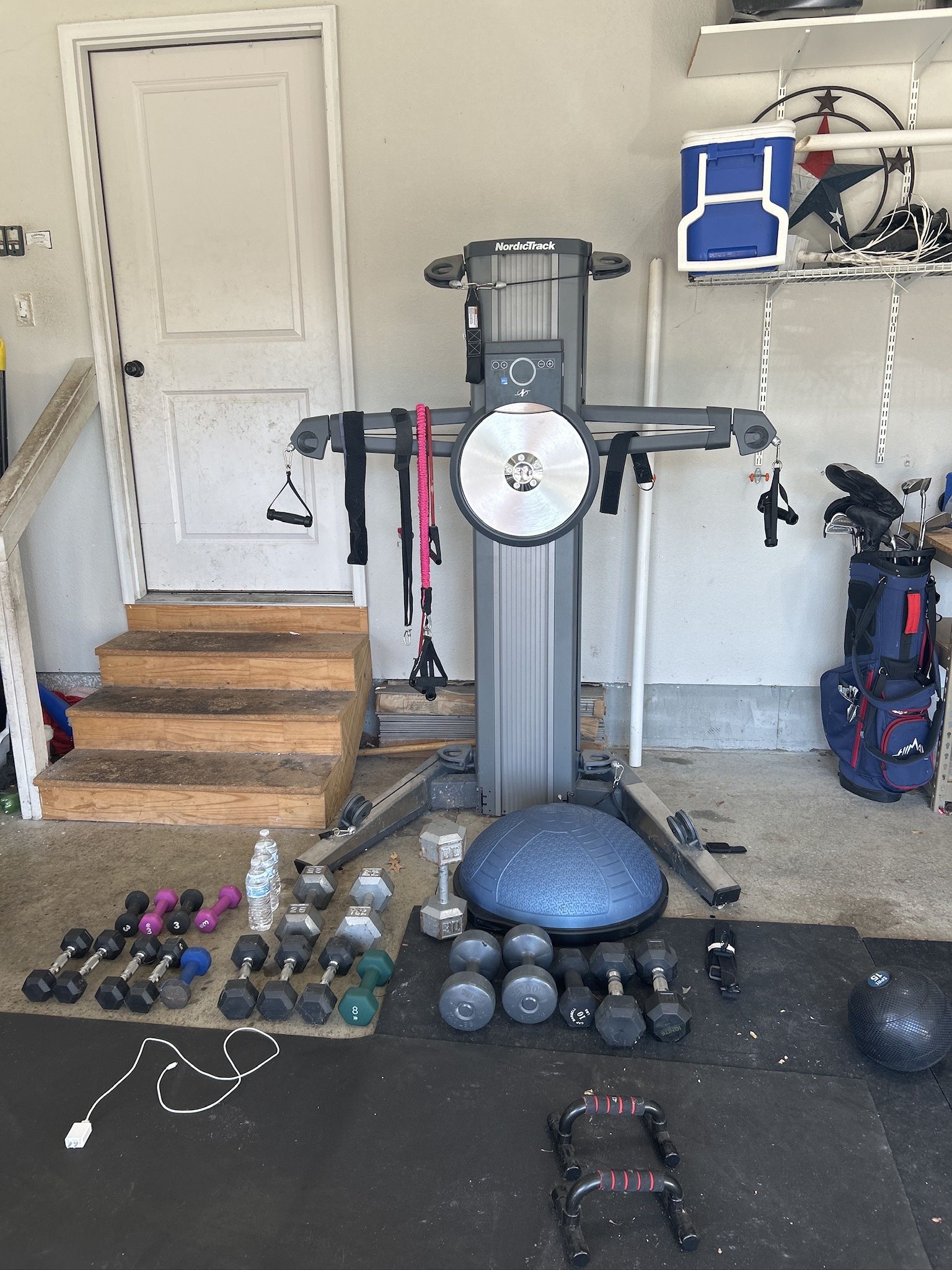 NordicTrack Fusion CST – Full-Body Smart Home Gym This is a NordicTrack Fusion CST — a full-body cable resistance trainer that combines strength and c