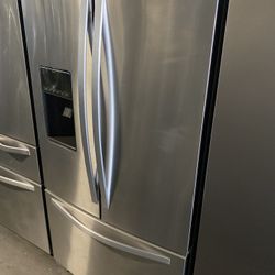 Whirlpool Refrigerator 