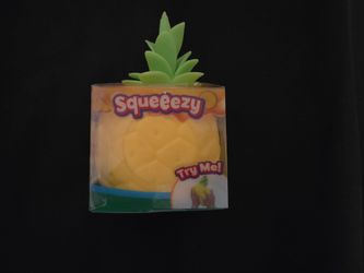 Sunny Days SQUEEEZY Pineapple Squishy Toy