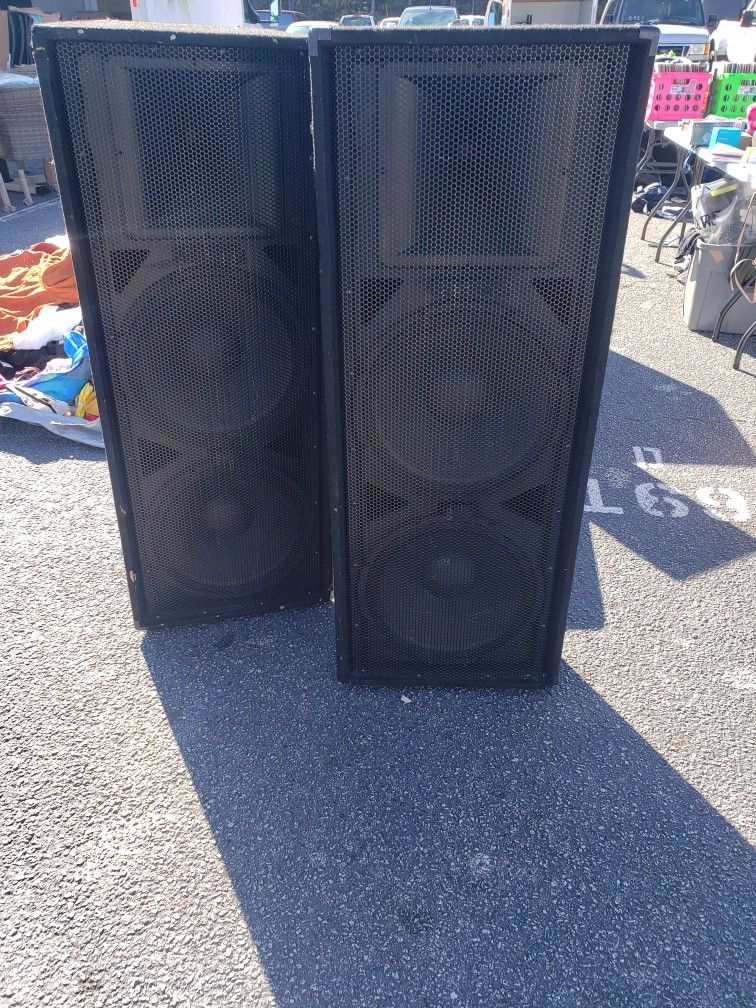 Peavey Speakers