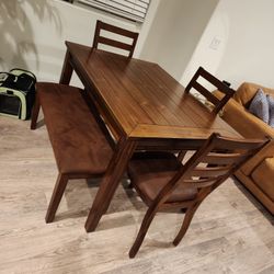 Kitchen Table N Chairs/bench