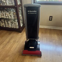 Electrolux Vacuum Professional 