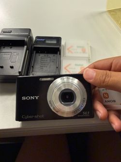 SONY DSC-W320 Cyber Shot digital camera