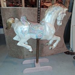 VINTAGE FULL SIZE  CAROUSEL HORSE