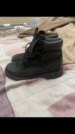 Black Timberlands Size 4Y 