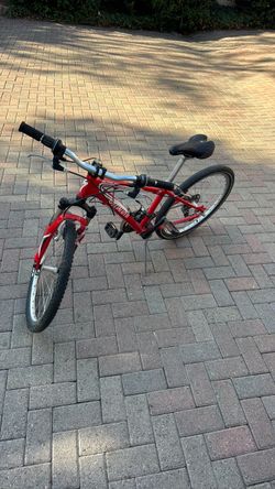 Specialized hotrock 24” bike
