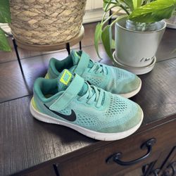 Girls Nike Shoes