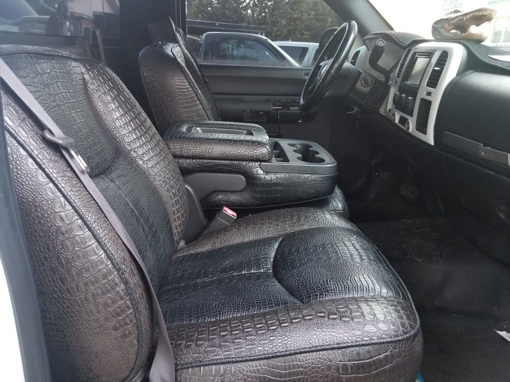 Custom leather seats chevy silverado