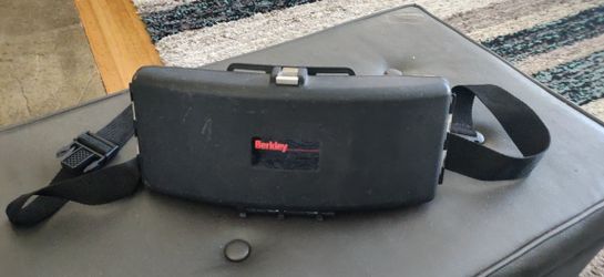 Tackle box - berkley waist type