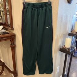 NIKE Green Dri-Fit Baggy Sweatpants Size Medium