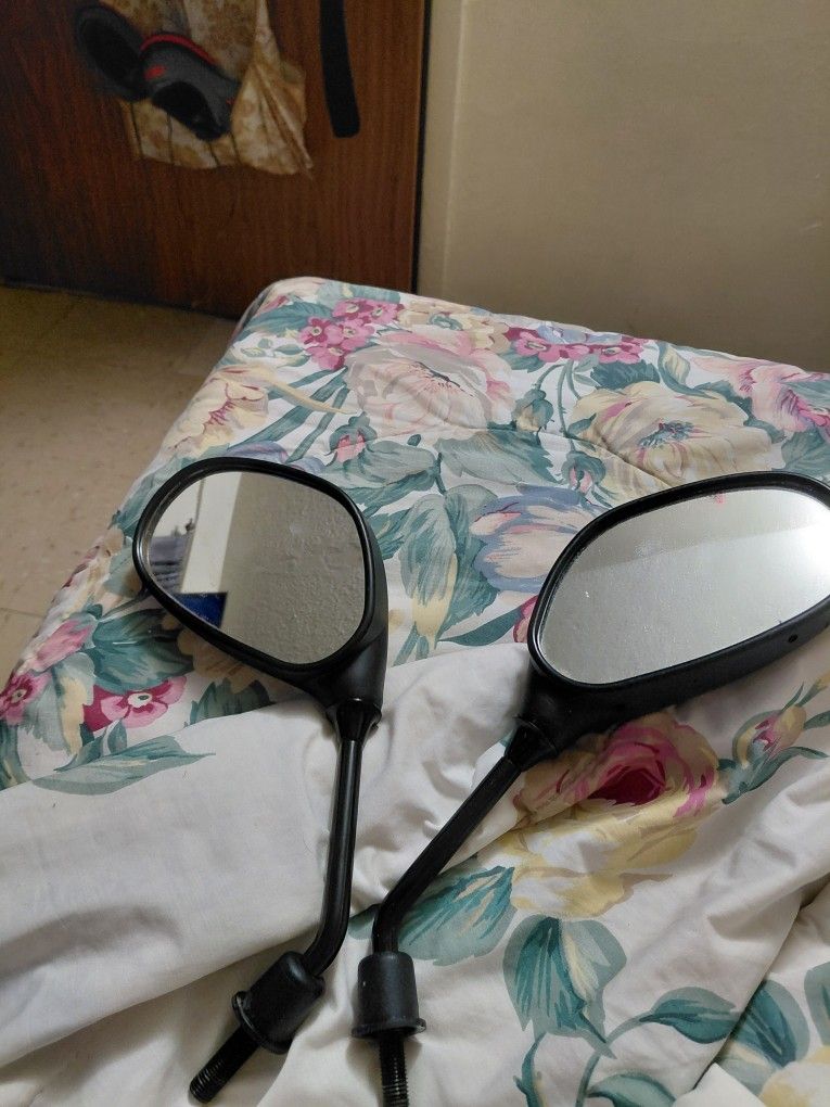 GREAT MIRRORS IN GREAT CONDITION
