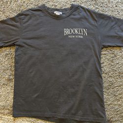 Brooklyn New York Graphic T-Shirt (Love Streak, Grey, Size: Medium)