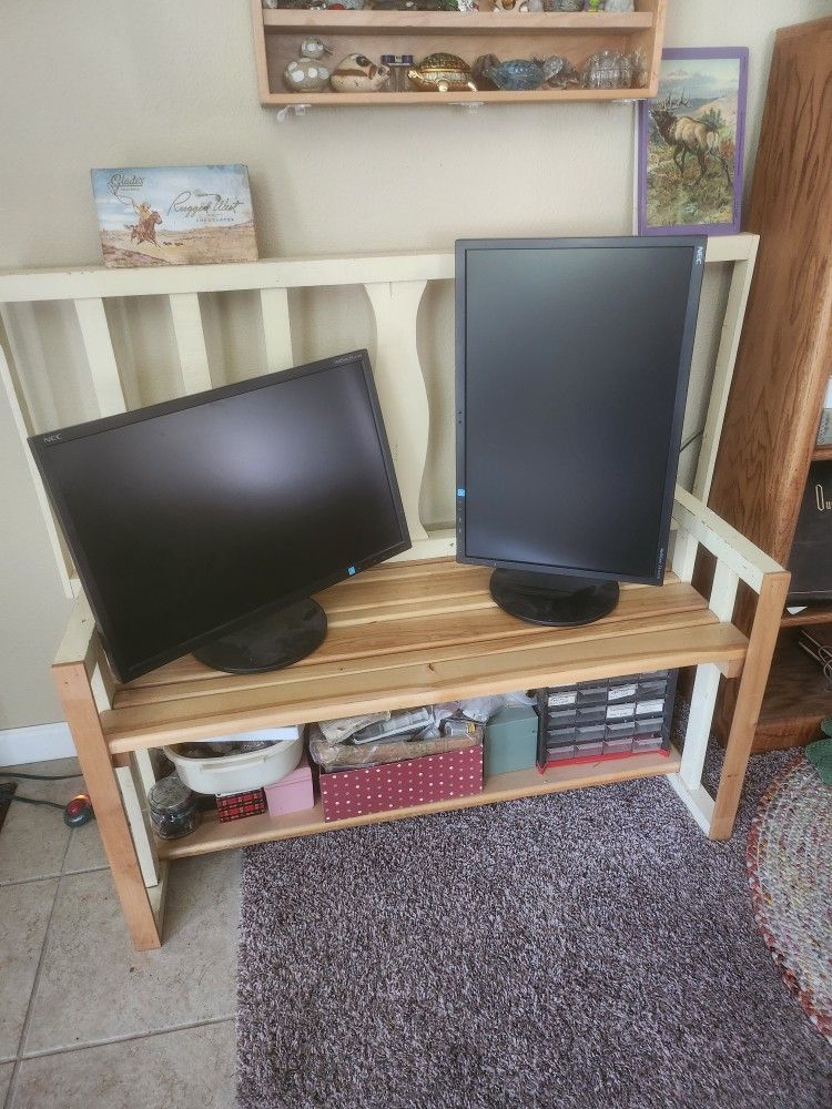 Monitor. $25 Each