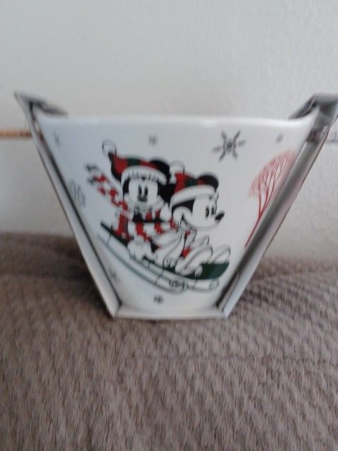 Disney Ramen Bowl With Chopsticks 