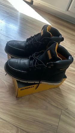 Pre owned DeWalt Flex Moc boots