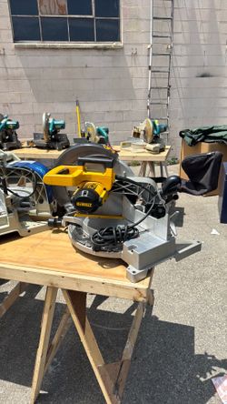 DeWalt DW705 Miter Saw 12” blade