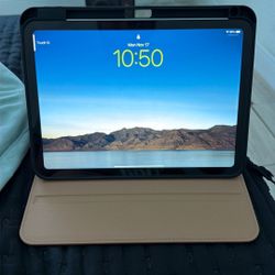 Ipad 10th generation LIKE NEW! 