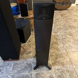 Martin Logan Motion 10 Soeakers 