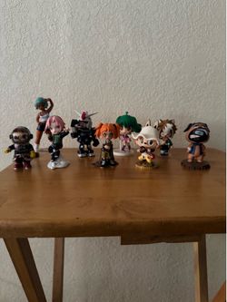 Mini Figure Lot – POP MART Labubu Usopp, Space Molly, Genshin & More – $75 for All 9