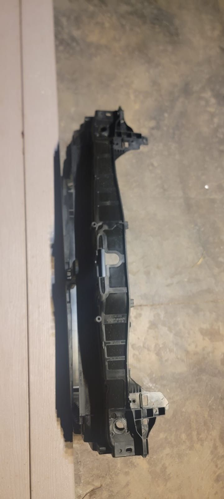 2022-2024 Ford Maverick Bracket Radiator Grille
