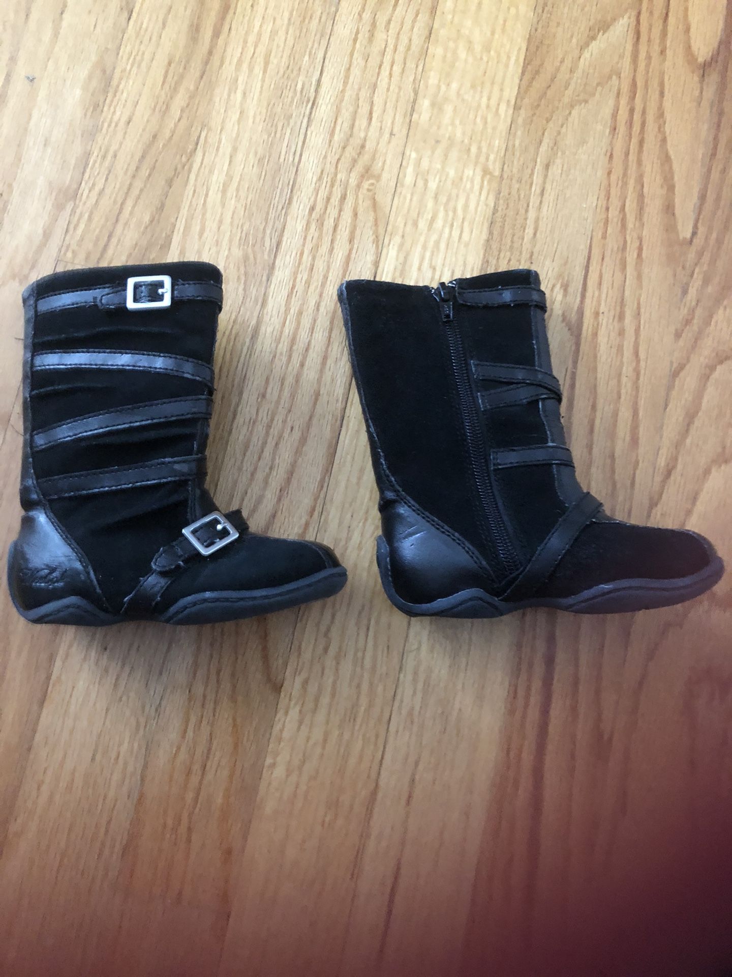 Girl toddler boots size 6