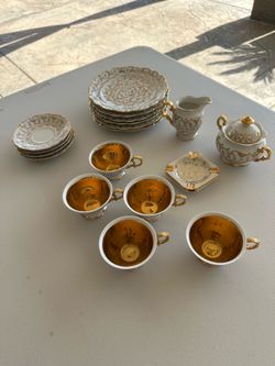 Mid-century Haus Dresden porcelain service, likely from the 1950s–1960s