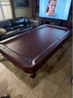 Pool Table - Beautiful!!