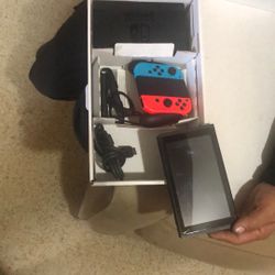 Nintendo Switch 