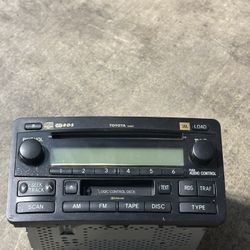 2004-2007 toyota  sequia Radio, CD, cassette  