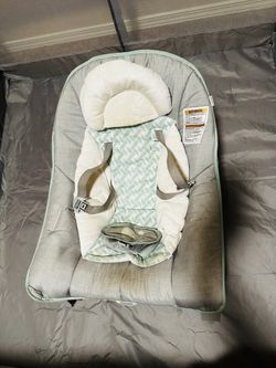 Baby rocker chair