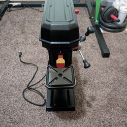 Compact Drill Press, 2.5Amp Compact Drilling Machine Featuring 5 Adjustable Speeds, 8 Inch Swing Range, And 0-45° Tiltable Tabletop for Wood And Metal