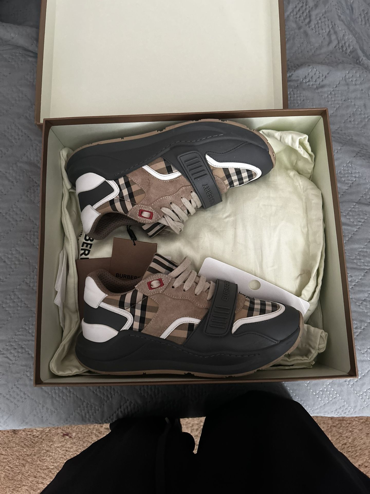 Burberry shoes