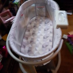 Bassinet 