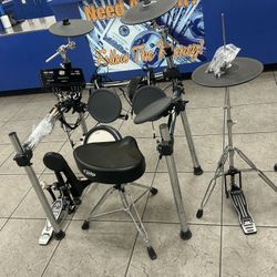 Yamaha Electric Drum Set 