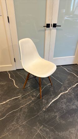 Kids White Chair