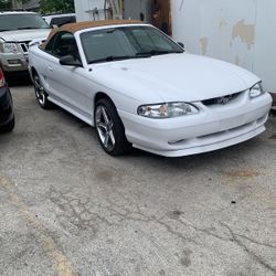 1998 Ford Mustang
