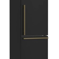 31" Black SS (Small Dent) Refrigerator-Bottom Freezer, Right Swing Door  (Cost $1,098!)