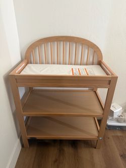 Baby changing table