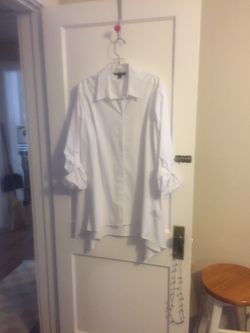 Women’s white dress shirt size 1X