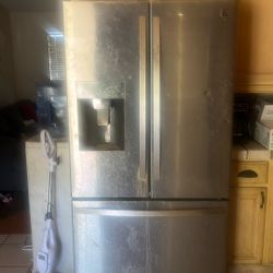 (Free) Refrigerator 