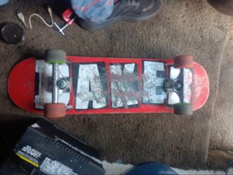 Baker/independent skateboard