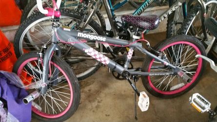 Girls bike